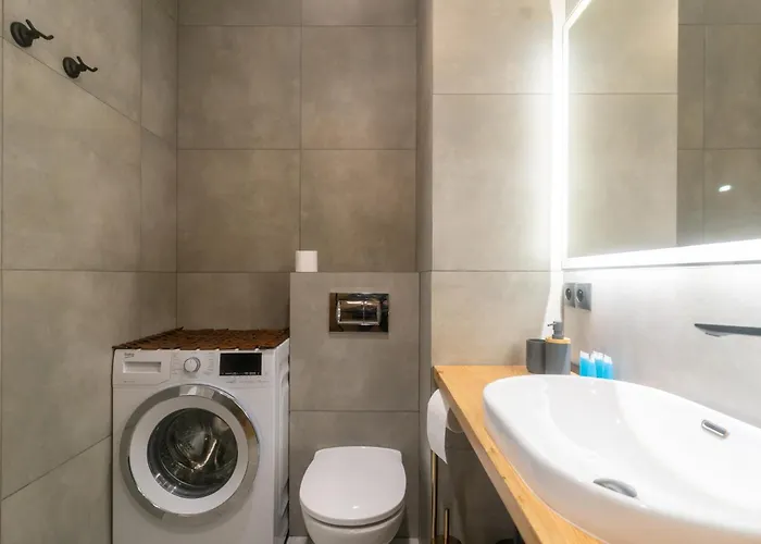 Brynow Rzepakowa Harmony By Bookinghost Katowice